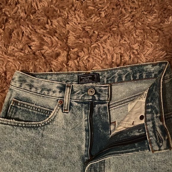 Abercrombie & fitch denim shorts - Picture 3 of 3
